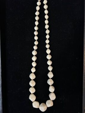 Vtg Elegant Cream Beaded Necklace - Unbranded